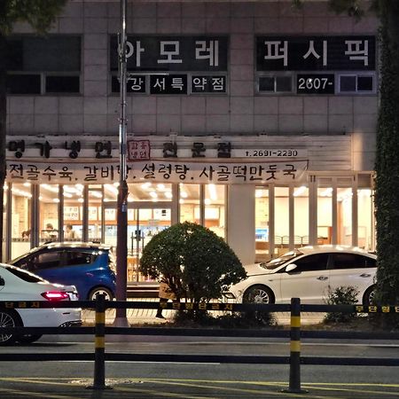 סיאול Gamseong House #Gimpo Airport 10 Min #Hwagok Station #Netflix #Beamprojet #Niceview מראה חיצוני תמונה